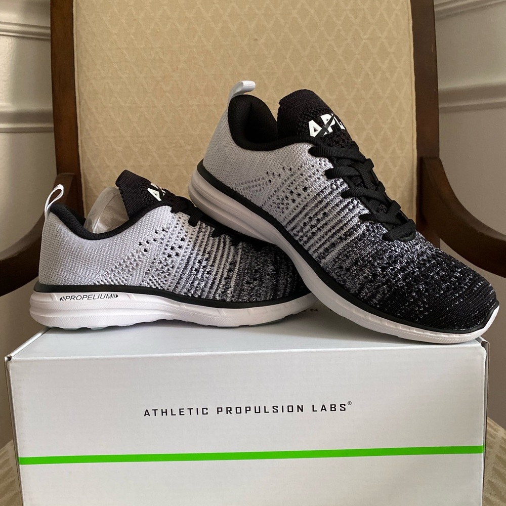APL TechLoom Knit Sneakers - Black & Gray Gradient